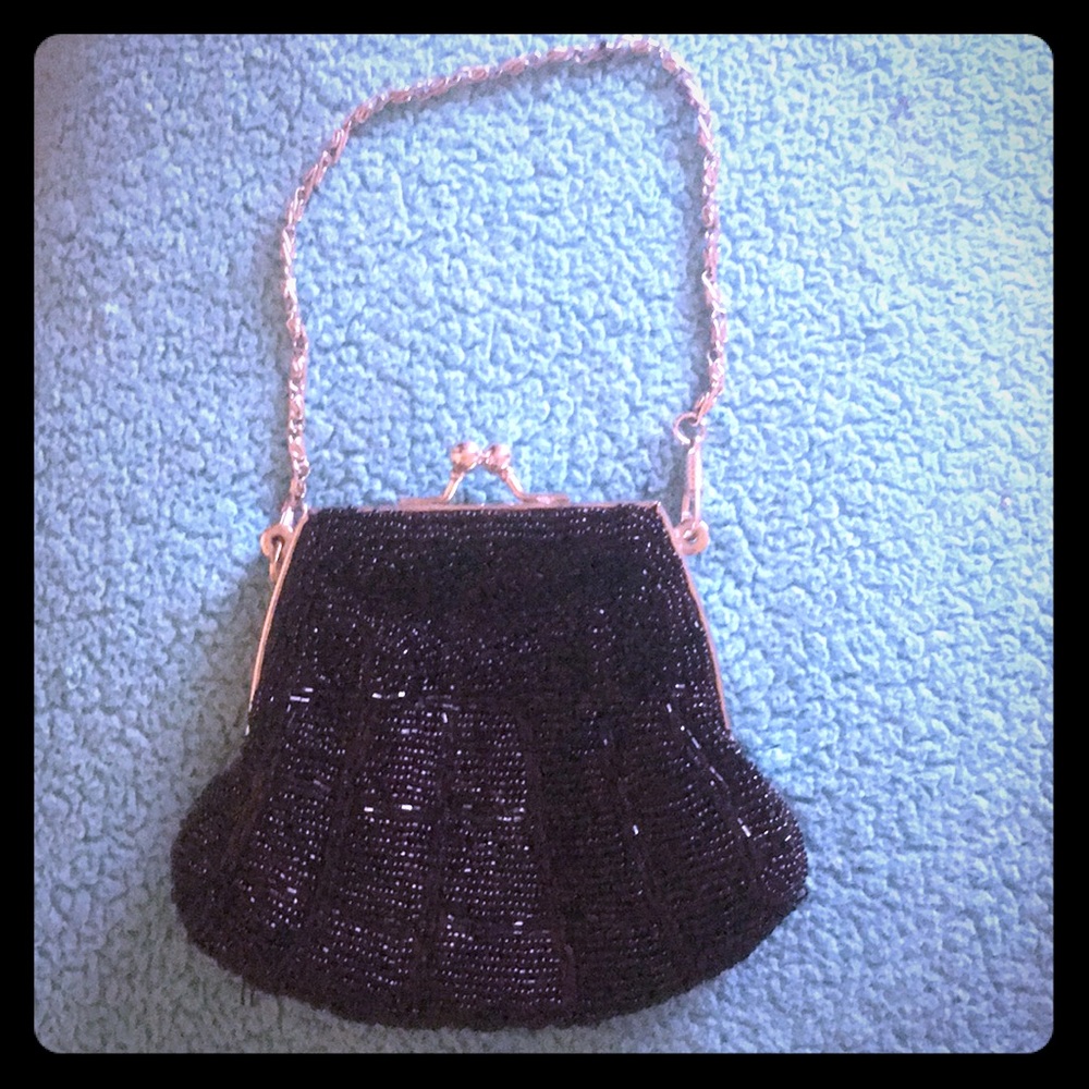 Vintage Black beaded coin purse w/ silver details